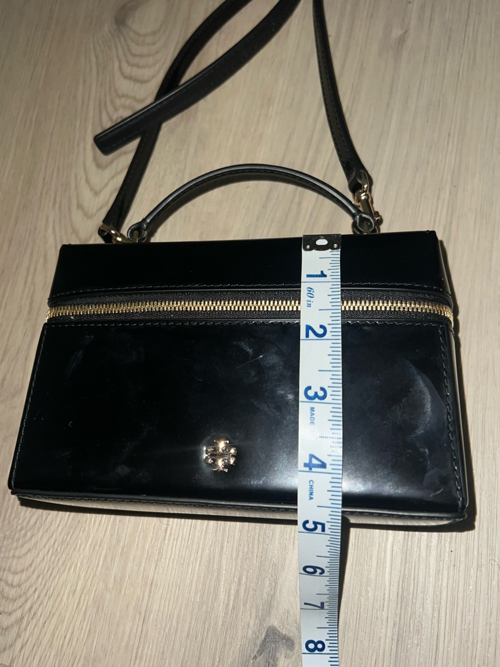 Tory Burch Emerson Smooth Vanity Black Top-Handle Box Bag - Picture 15 of 16